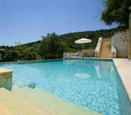 Swimming Pool 5 Kefalonia Villas Villa Dentrolivano