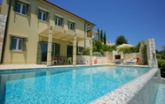 Swimming Pool 6 Kefalonia Villas Villa Dentrolivano