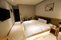 ห้องนอน Chungjangro 1st Boutique Hotel
