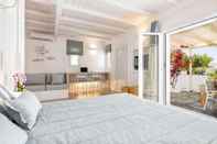 ห้องนอน Blue Mare Villas Paros Votsalo Suite