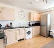 Kamar Tidur 5 Fremington Court, Coventry - 2 Bedroom Apartment