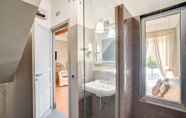 In-room Bathroom 5 Borgo Vistalago