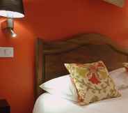 Bedroom 7 Garlande Hotel Avignon Centre