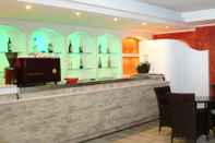 Bar, Cafe and Lounge Hotel Residence La Baia