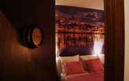Bedroom 2 Gaia-Porto Hostel