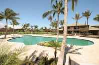 Swimming Pool Fairways at Mauna Lani