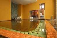 Kolam Renang Hotel 1-2-3 Kofu Shingen Onsen