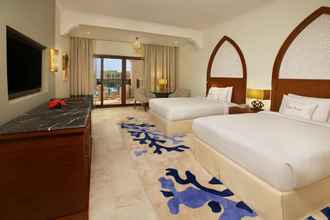 Kamar Tidur 4 DoubleTree by Hilton Resort & Spa Marjan Island