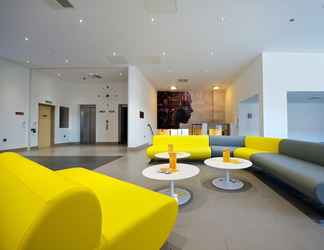 Lobby 2 Staycity Aparthotels Deptford Bridge Station