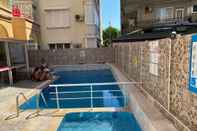 Swimming Pool Kleopatra Bavyera Hotel