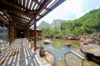 Swimming Pool Sounkyo Kanko Hotel
