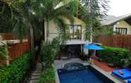 Swimming Pool 2 Villa Tawan