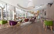 Lobi 3 Hampton by Hilton London Waterloo