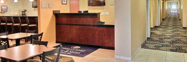 Lobby Cobblestone Hotel & Suites - Crookston