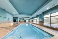 Swimming Pool Holiday Inn Hotel & Suites Edmonton Airport & Conference Ctr, an IHG Hotel