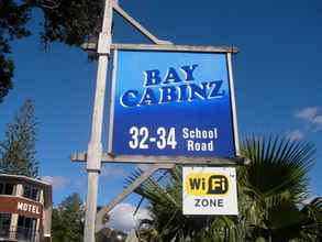 Bangunan 4 Bay Cabinz Motel