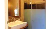 In-room Bathroom 5 Kingsbrae Arms Inn
