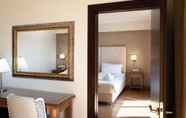 Bedroom 6 Karalis City Hotel