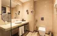 In-room Bathroom 6 Hotel Orlovetz