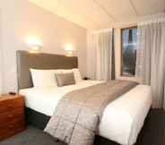 Bedroom 6 Amross Motel
