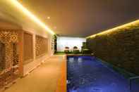 Swimming Pool Hotel Imperial Casablanca