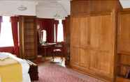 Bilik Tidur 4 Dalmunzie Castle Hotel