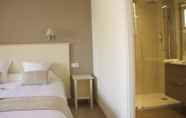 Bedroom 4 Hotel Le Concorde