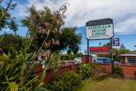 Exterior Admirals Motor Lodge