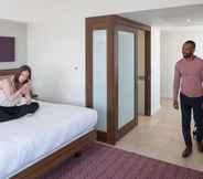 Bedroom 6 Hampton by Hilton London Gatwick Airport