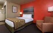 Bedroom 3 Hotel J Green Bay