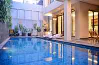สระว่ายน้ำ Permai 1 Villa 3 Bedroom with A Private Pool