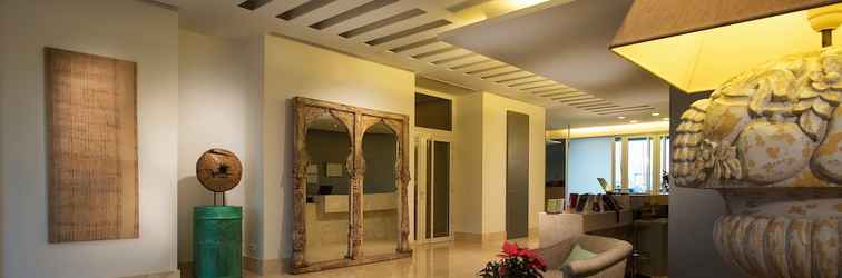 Lobi Las Suites de Puerto Sherry