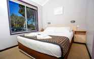 Kamar Tidur 6 Reflections Holiday Parks Massy Greene