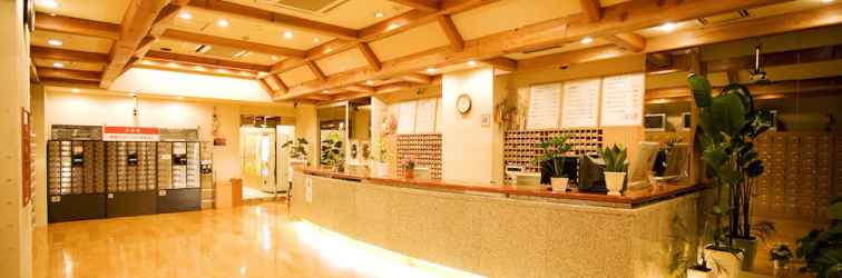 Lobby Capsule inn Osaka - Caters to Men