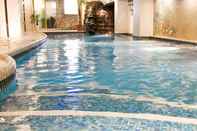 Swimming Pool Capsule inn Osaka - Caters to Men