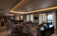 Bar, Cafe and Lounge 6 Hilton Haikou Meilan