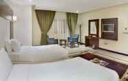 Kamar Tidur 3 Concorde Mina Hotel