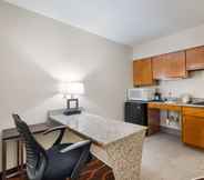 Bedroom 4 Quality Inn & Suites Huntsville Research Park Area