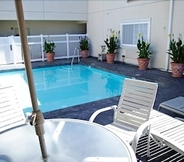 Swimming Pool 5 Best Western Plus Media Center Inn & Suites