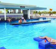 Swimming Pool 3 Riu Playa Blanca - All Inclusive