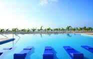 Swimming Pool 5 Riu Playa Blanca - All Inclusive