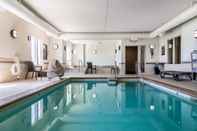 Swimming Pool Sleep Inn & Suites Marshall
