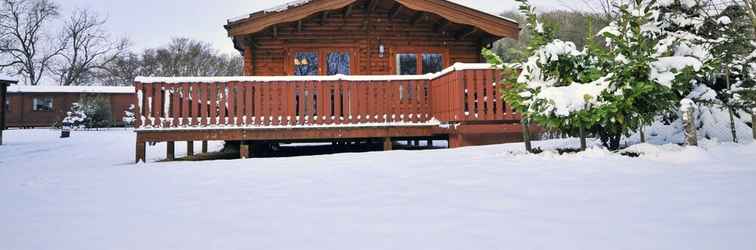 Exterior South Winchester Lodges