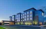 Exterior 2 Four Points by Sheraton Williston