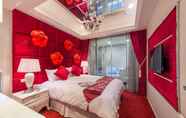 Bedroom 3 Royal Rose Hotel Linsen