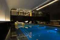 Swimming Pool Hui Hotel