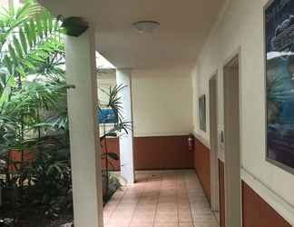 Lobby 2 Palm Villas Resort