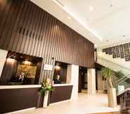 Lobby 2 DoubleTree By Hilton Hotel & Spa Liverpool