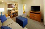 Khu vực công cộng 6 Homewood Suites by Hilton Pittsburgh Airport Robinson Mall Area