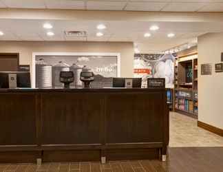 Lobby 2 Hampton Inn DeKalb, IL